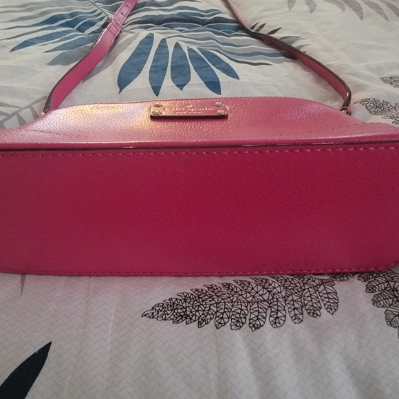 Kate Spade purse - Picture 2 of 9
